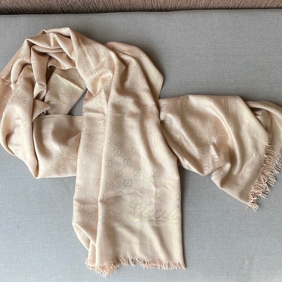 Gucci GG JACQUARD KNITTED SCARF - Picture 2 of 8